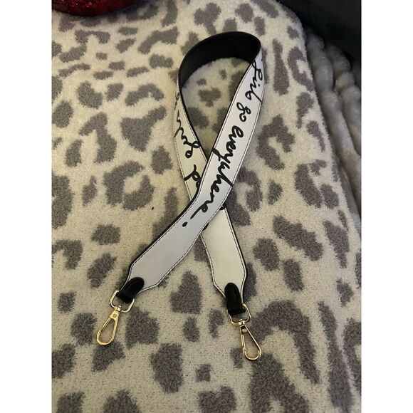 Add on bag/purse/pocketbook novelty strap black white bad girls - Picture 1 of 4